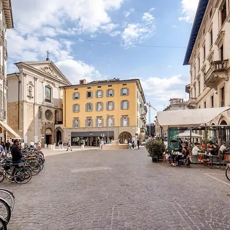 Italian Essence - Center Bérgamo